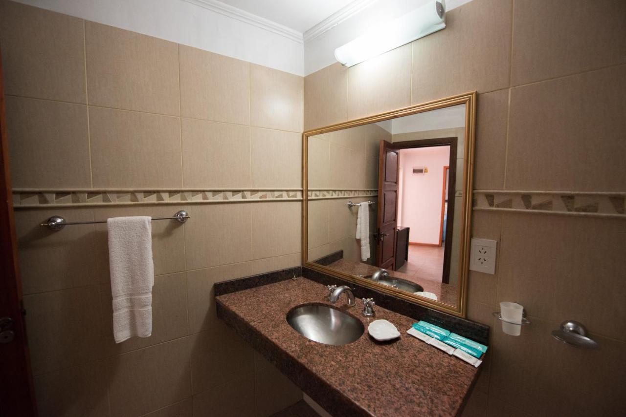 Residencial Los Lapachos Puerto Iguazu Exterior photo